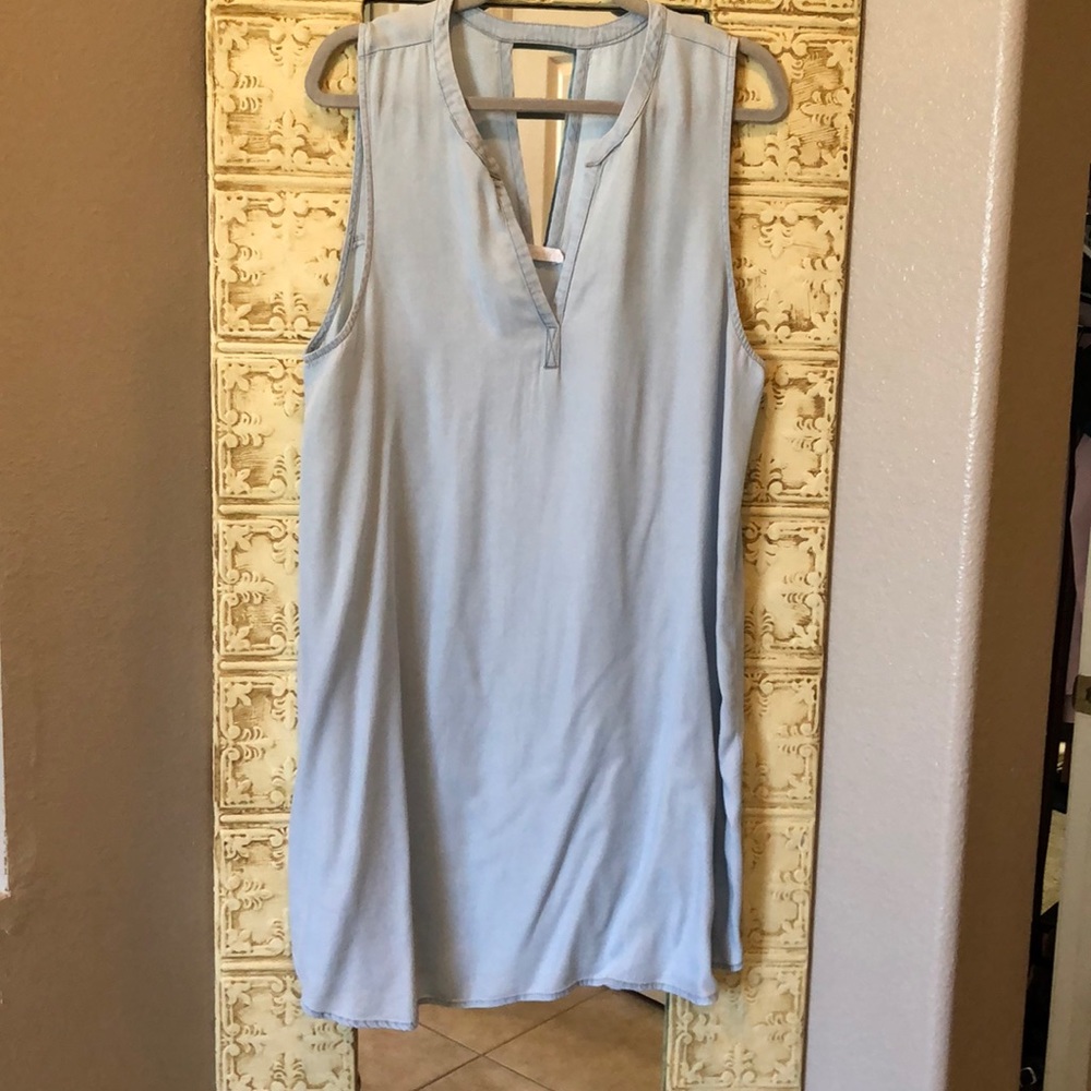 EUC. Glam sleeveless dress.
